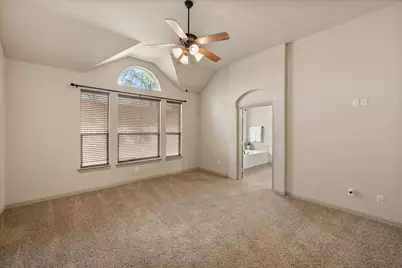 8204 Summerleaf Drive, Arlington, TX 76001 - Photo 24