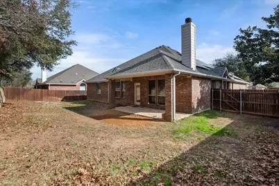 8204 Summerleaf Drive, Arlington, TX 76001 - Photo 36