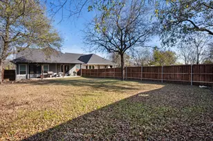 209 W Dallas St, Mansfield, TX 76063 - Photo 30