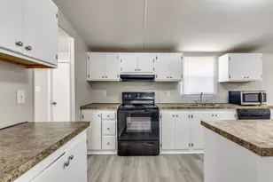 445 Arvel Cir, Reno, TX 76020 - Photo 8