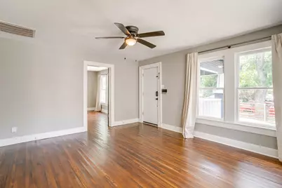 3221 8th Avenue, Fort Worth, TX 76110 - Photo 6