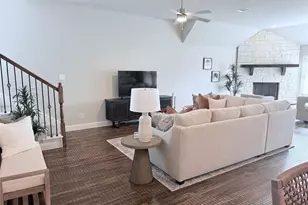 11801 Serval St, Godley, TX 76044 - Photo 4