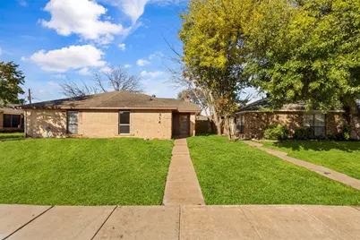 314 Gregory Lane, Grand Prairie, TX 75052 - Photo 2