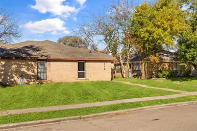 314 Gregory Lane, Grand Prairie, TX 75052 - Photo 6