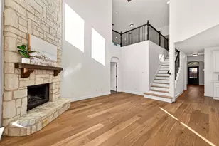 2285 Chenault Dr, Frisco, TX 75033 - Photo 8