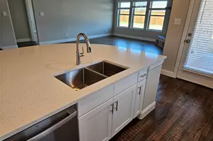 11864 Serval St, Godley, TX 76044 - Photo 8