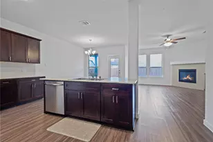 512 McCoy Dr, Van Alstyne, TX 75495 - Photo 8