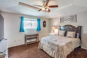 2512 Harbinger Ln, Dallas, TX 75287 - Photo 14