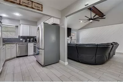 5009 Fairmount Drive, Arlington, TX 76017 - Photo 12