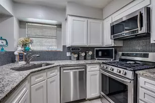 5009 Fairmount Dr, Arlington, TX 76017 - Photo 10