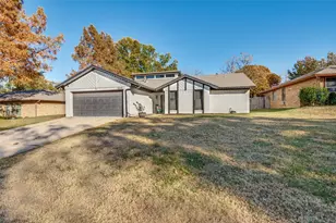 5009 Fairmount Dr, Arlington, TX 76017 - Photo 2