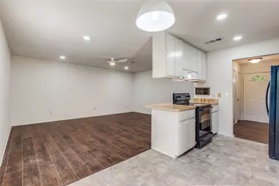 4728 Meadow Ridge Drive, Dallas, TX 75236 - Photo 8