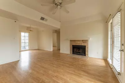 3105 San Jacinto Street #210, Dallas, TX 75204 - Photo 2