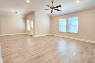 2020 Apalis Dr, Denton, TX 76205 - Photo 18