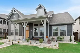 1028 Almond Blossom Cir, Crowley, TX 76036 - Photo 2