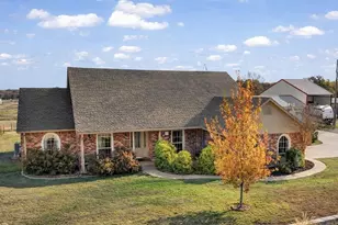 737 Co Rd 4699, Boyd, TX 76023 - Photo 2