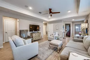 917 Rough Hollow Dr, McKinney, TX 75071 - Photo 6