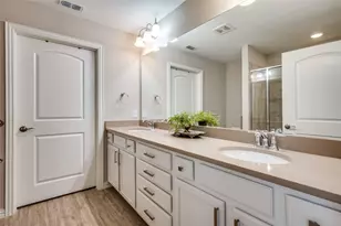 917 Rough Hollow Dr, McKinney, TX 75071 - Photo 18