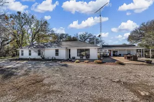 1835 Ft Graham Rd, Waco, TX 76705 - Photo 2