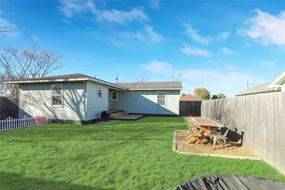 271 E Houston Street, Van Alstyne, TX 75495 - Photo 30