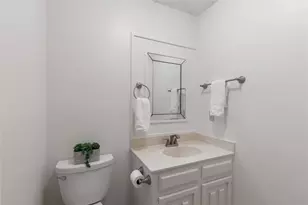 1105 E Spring Valley Rd, Richardson, TX 75081 - Photo 22