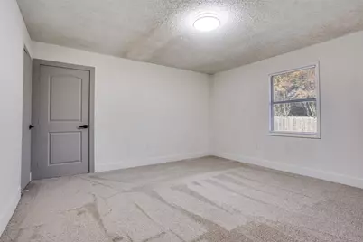 926 Meadowcove Circle, Garland, TX 75043 - Photo 12