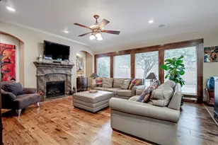 1100 Starleaf Dr, Mansfield, TX 76063 - Photo 16