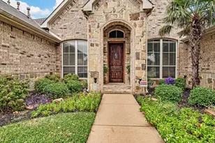 1100 Starleaf Dr, Mansfield, TX 76063 - Photo 2