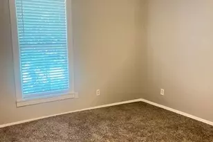 505 W Earl St, Cleburne, TX 76033 - Photo 10