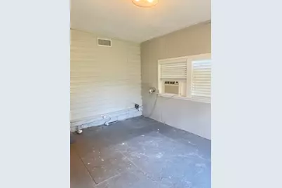 505 W Earl Street, Cleburne, TX 76033 - Photo 14