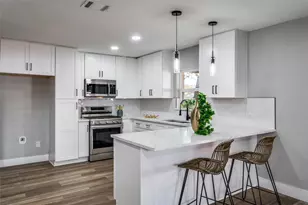 13421 Glenside Dr, Farmers Branch, TX 75234 - Photo 6