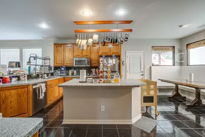 6602 Fox Glen Drive, Arlington, TX 76001 - Photo 14