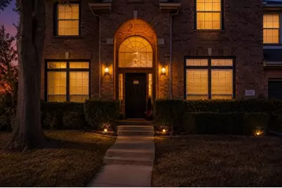 6602 Fox Glen Drive, Arlington, TX 76001 - Photo 2