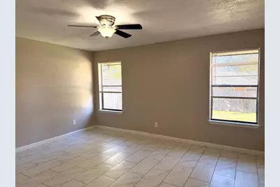 3812 Lynbrook Lane, Arlington, TX 76015 - Photo 16