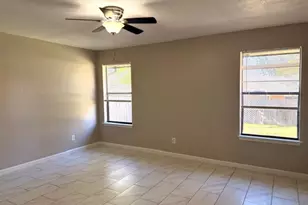 3812 Lynbrook Ln, Arlington, TX 76015 - Photo 16