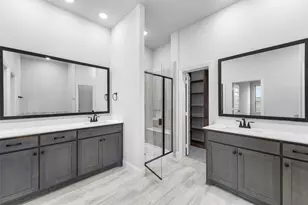 136 Lila Lk Dr, Waxahachie, TX 75165 - Photo 16