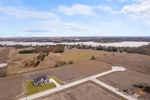 136 Lila Lk Dr, Waxahachie, TX 75165 - Photo 36