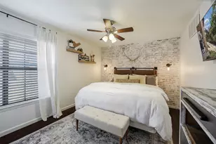 9910 Royal Ln, Dallas, TX 75231 - Photo 10