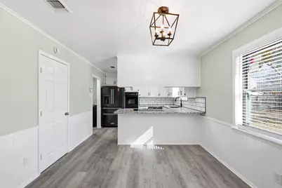 211 Opal Street, Hewitt, TX 76643 - Photo 6