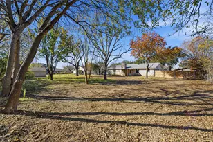 211 Opal St, Hewitt, TX 76643 - Photo 20