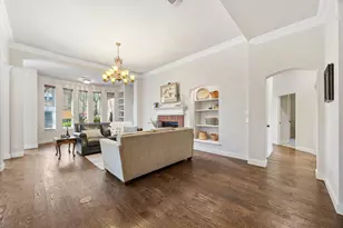 2002 Brianna Ln, Arlington, TX 76001 - Photo 10