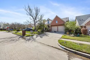 2002 Brianna Ln, Arlington, TX 76001 - Photo 4