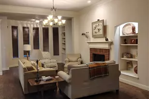 2002 Brianna Ln, Arlington, TX 76001 - Photo 8