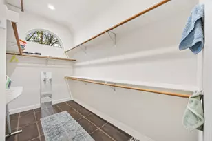 2002 Brianna Ln, Arlington, TX 76001 - Photo 24