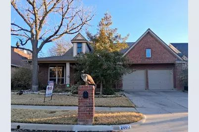2002 Brianna Lane, Arlington, TX 76001 - Photo 2