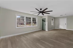 602 Enfield Dr, Marshall, TX 75672 - Photo 8