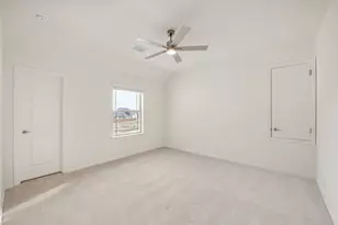 16421 Boston Ivy Dr, Fort Worth, TX 76247 - Photo 32