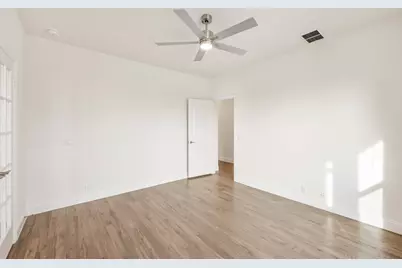 16421 Boston Ivy Drive, Fort Worth, TX 76247 - Photo 10