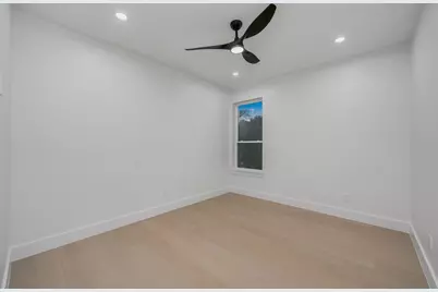 10314 Country Club Drive, Dallas, TX 75218 - Photo 32