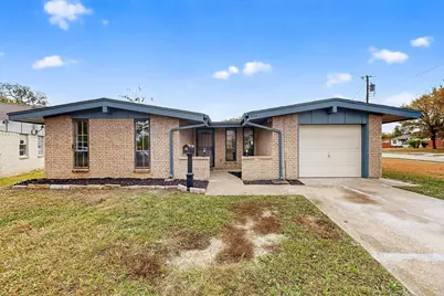 534 Henderson Circle, Garland, TX 75040 - Photo 1